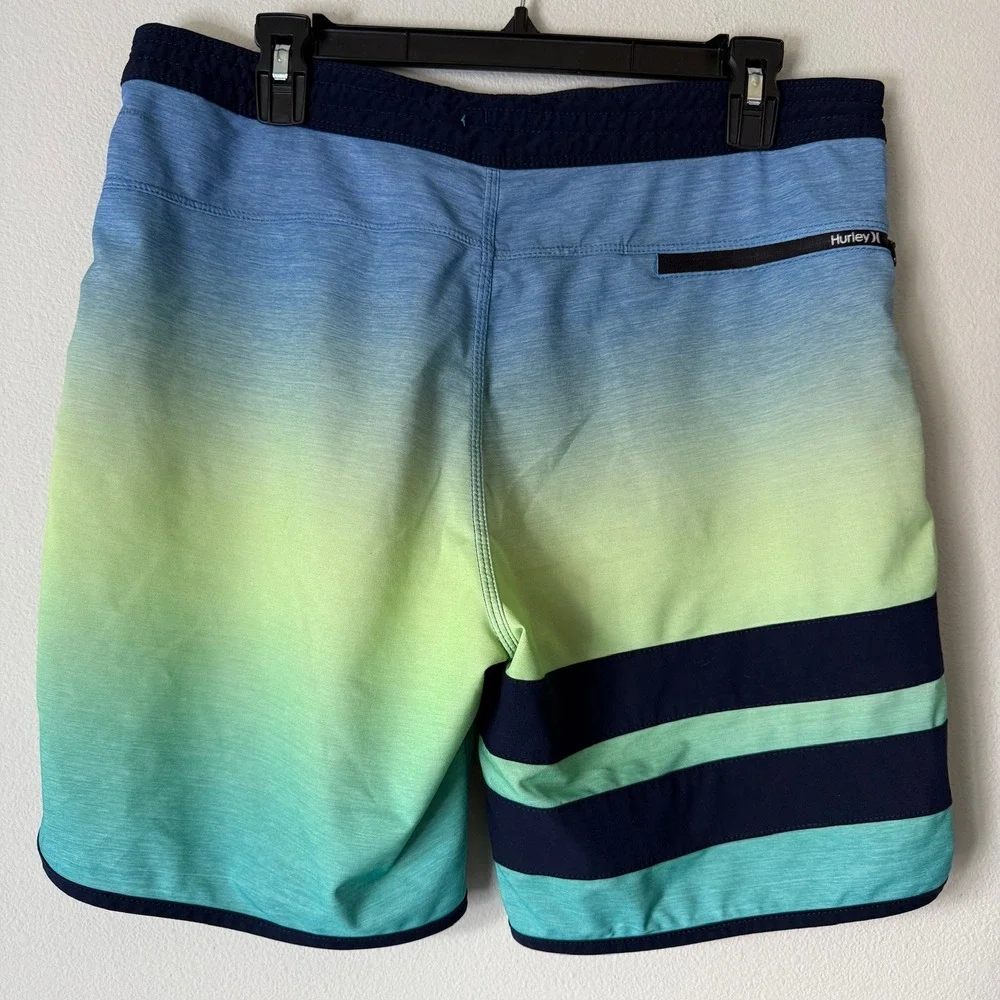 Hurley Phantom Board Shorts Mens 30 Blue Green Ombre Striped Swim Trunks GS29200